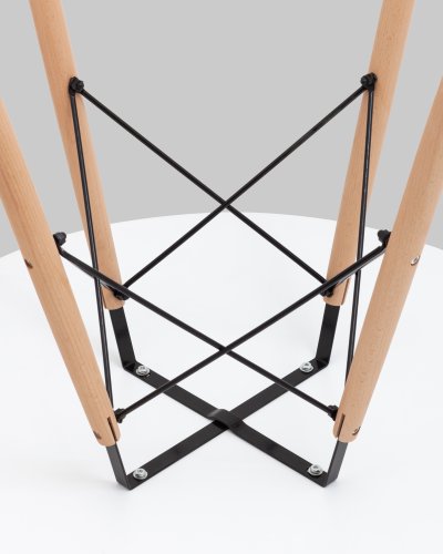 Стол Eames DSW NEW D90