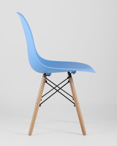 Стул Eames Style DSW голубой (разборный каркас)