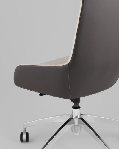 Кресло руководителя TopChairs Soulo светло-серый, серый