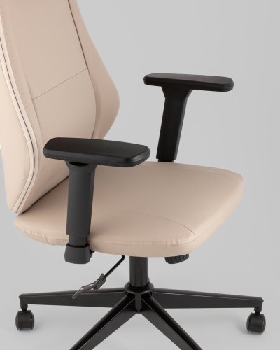 Кресло руководителя TopChairs Trophey бежевый