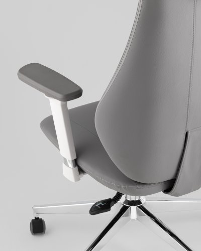 Кресло руководителя TopChairs Trophey серый