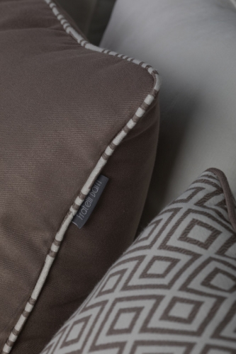 Debora комплект саше, 3 подушки, покрывало TEXTILE, FRATELLI BARRI