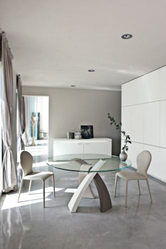 Стол в столовую Tonin CASA Design STUDIO28 Eliseo