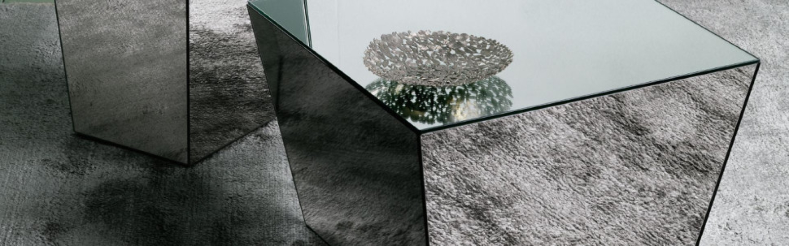 Столик Casamilano Design Paola Navone Bollywood