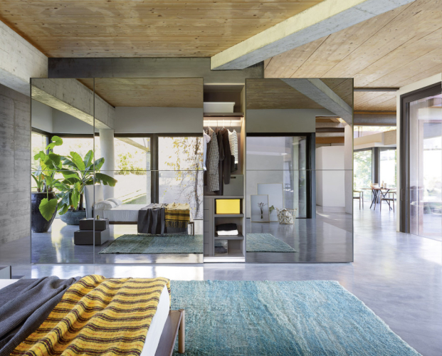 Шкаф Novamobili Crystal Sliding Door
