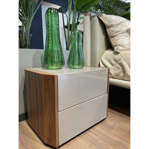 Прикроватная тумбочка Mod Interiors Avila 55 x 40,5 x 42h nc67237