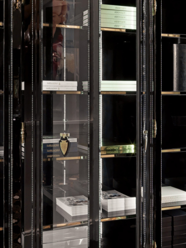 Витрина Visionnaire Windsor