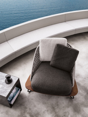 Кресло Minotti Rivera Armchair