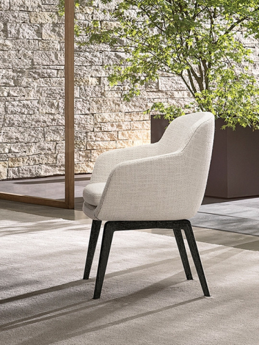 Стул в столовую Minotti Belt Dining