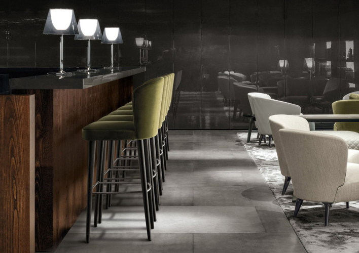 Стул в столовую Minotti Aston Stool