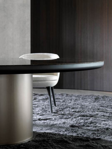 Стол в столовую Minotti Brady Dining