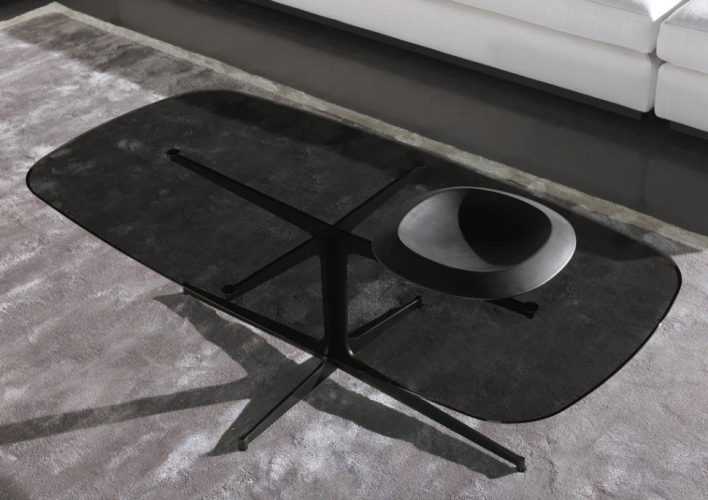 Журнальный стол Minotti Clyfford