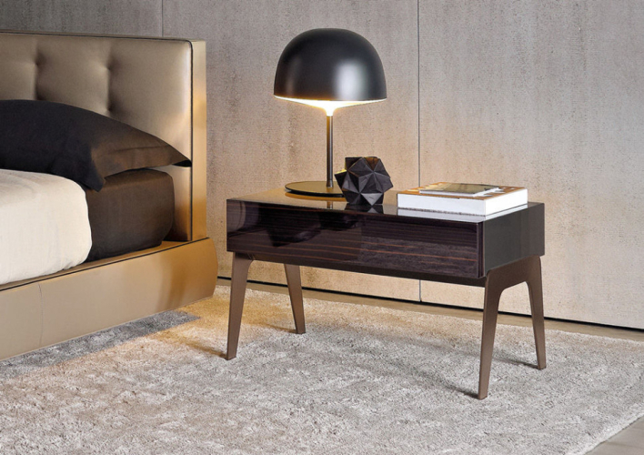 Прикроватный столик-тумба Minotti Kirk Nightstand