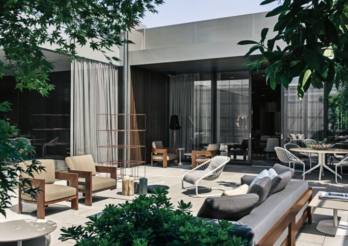 Диван Minotti Alison Iroko