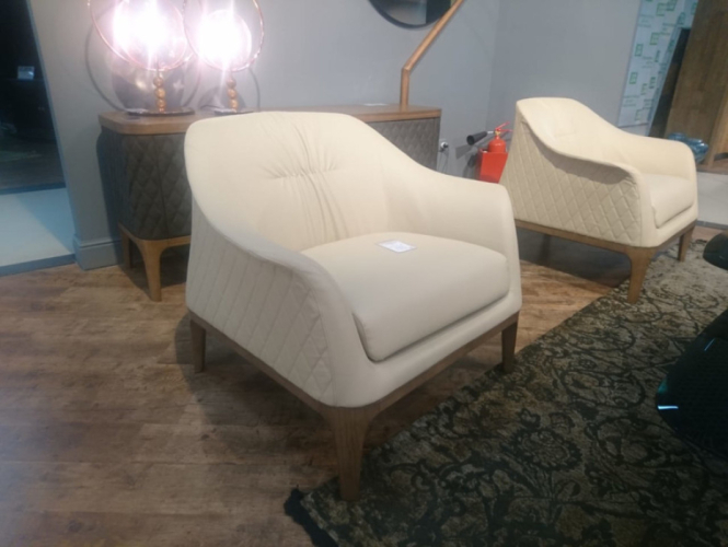 Кресло Tiffany Tonin Casa Modern 100 x 82 x 80h nc64476