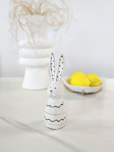 Фигурка Line rabbit