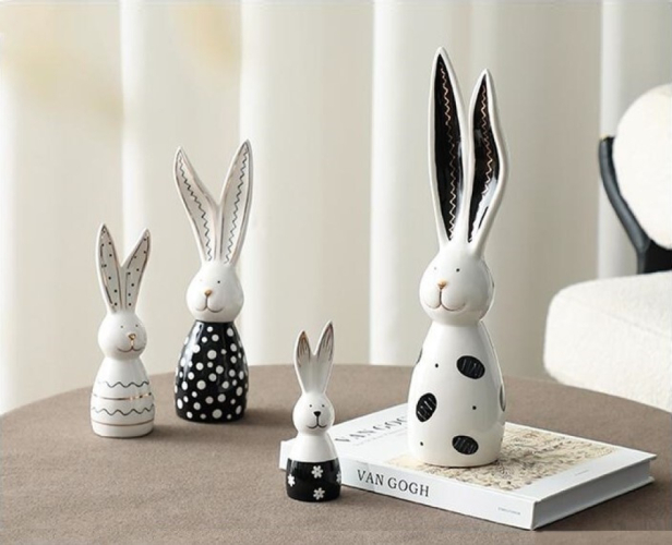 Фигурка Line rabbit