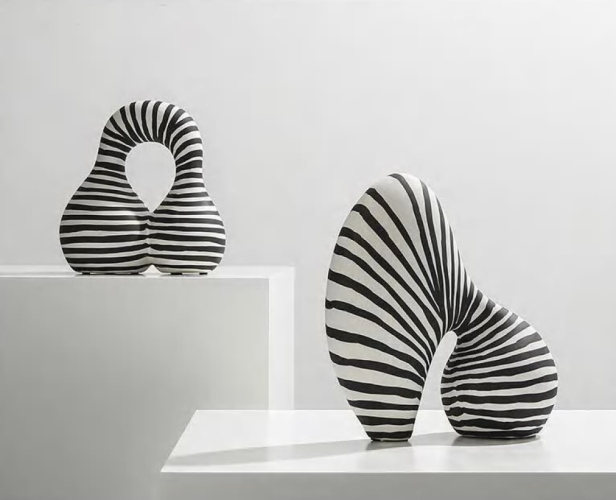 Статуэтка Zaha sphere-Black C