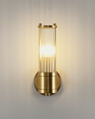 Светильник настенный Moderli V11020-1W Brass