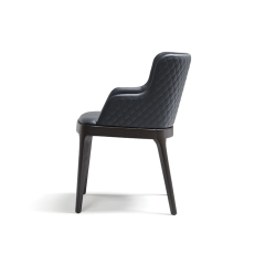 Стул в столовую Cattelan italia Magda Couture