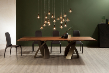 Стол в столовую Tonin CASA Design STUDIO28 Eliseo