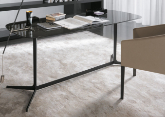 Стол Minotti Clyfford