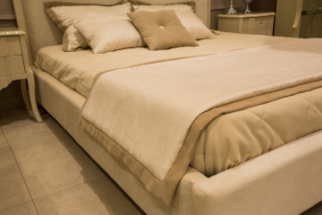 Venezia Комплект покрывало, плед, 5 подушек TEXTILE, FRATELLI BARRI