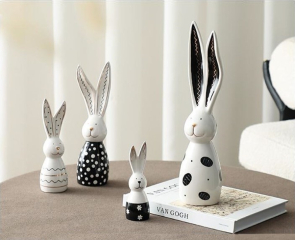 Фигурка Line rabbit