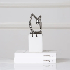 Статуэтка Man ornament silver