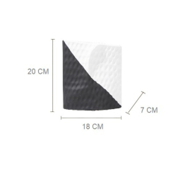 Ваза Black and White Vase B