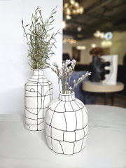 Ваза Black line narrow mouth vase B