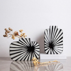 Ваза Shell grain ceramic