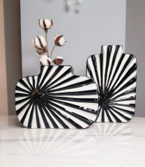 Ваза Shell grain ceramic
