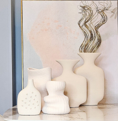Ваза Tapered vase with flat mouth