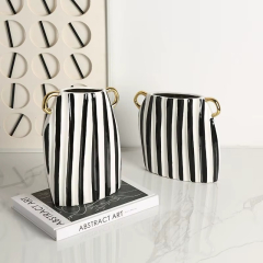 Ваза Vertical line vase A