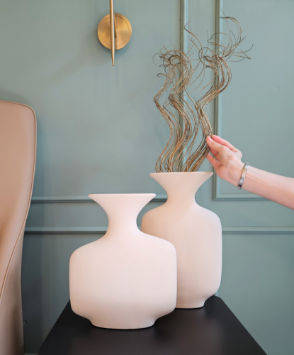 Ваза Tapered vase with flat mouth