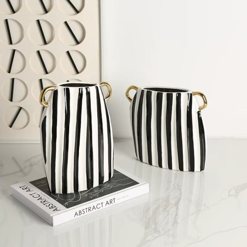 Ваза Vertical line vase A