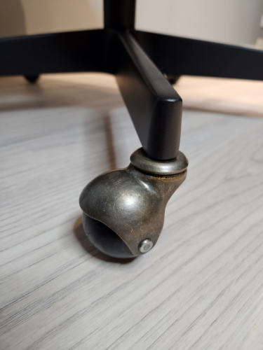 Вращающееся кресло RS391